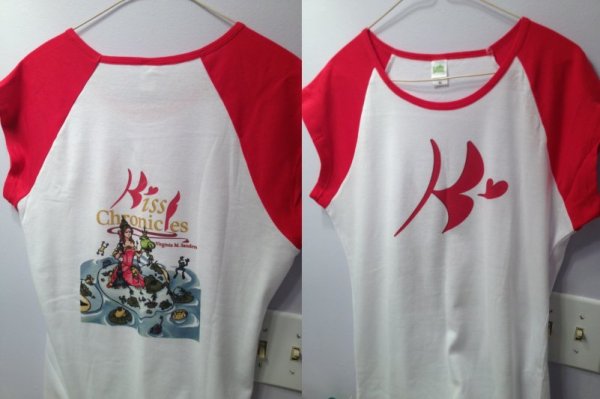 Back and front view of the Kiss Chronicles T-Shirt